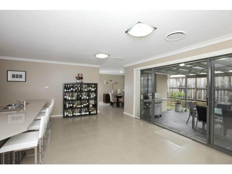 12 Farmgate Row, East Branxton NSW 2335