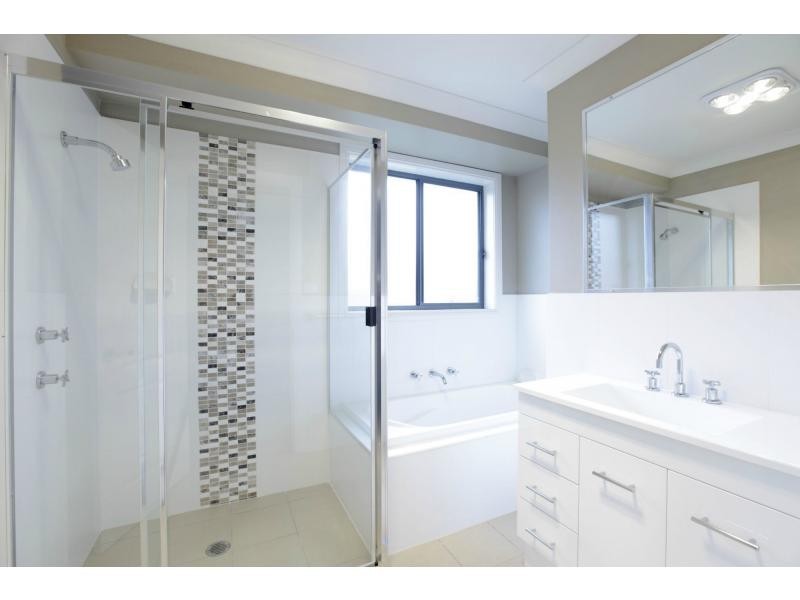 12 Farmgate Row, East Branxton NSW 2335