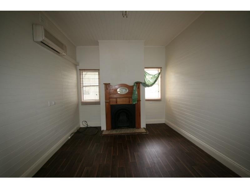 2 McFarlane Street, Cessnock NSW 2325
