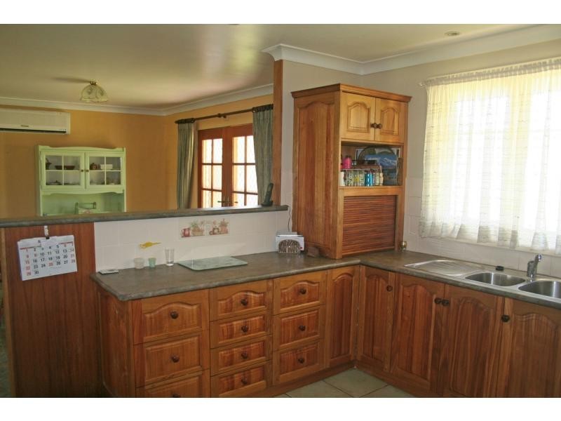 34 Campbell Road, Ellalong NSW 2325