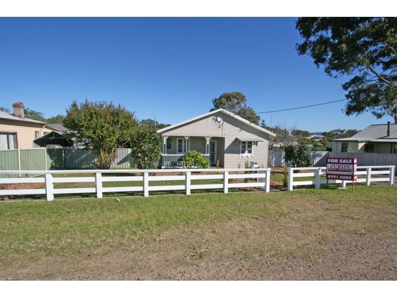 25 Long Street, Cessnock NSW 2325