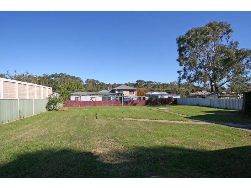 25 Long Street, Cessnock NSW 2325