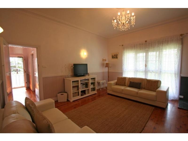 9 Edith Street, Cessnock NSW 2325