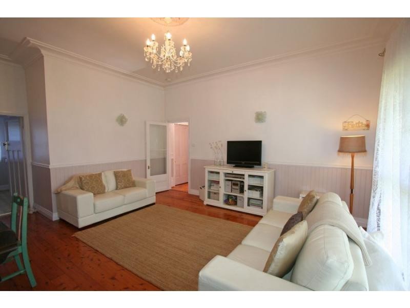 9 Edith Street, Cessnock NSW 2325