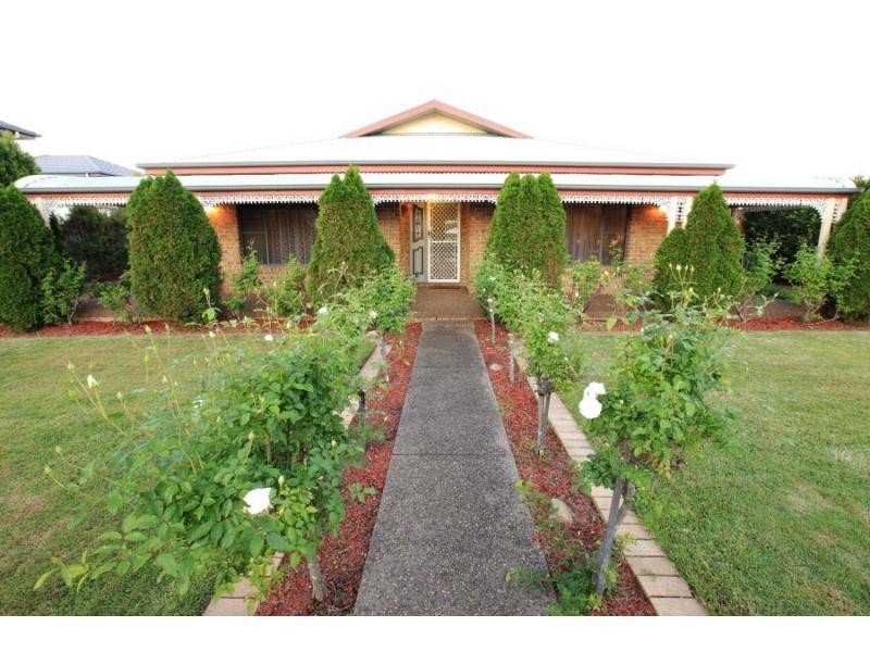 14 Chidgey Street, Cessnock NSW 2325