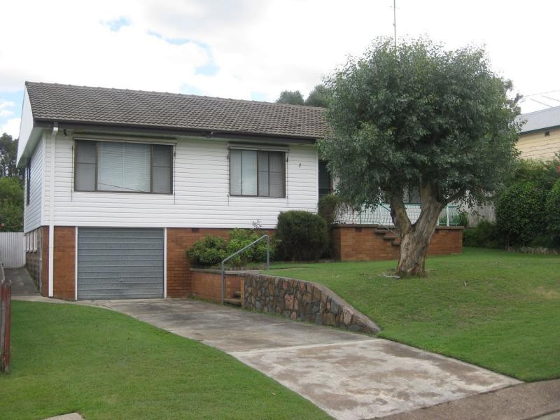7 Buckland Avenue, Cessnock NSW 2325