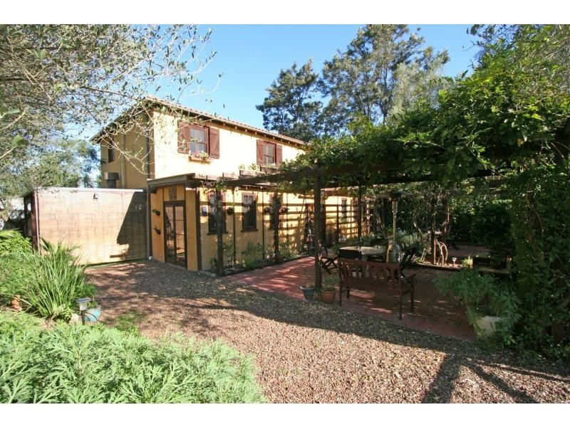 3 & 5 Water Street, Greta NSW 2334