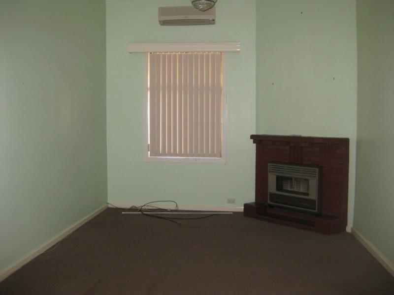 8 Koree Street, Cessnock NSW 2325