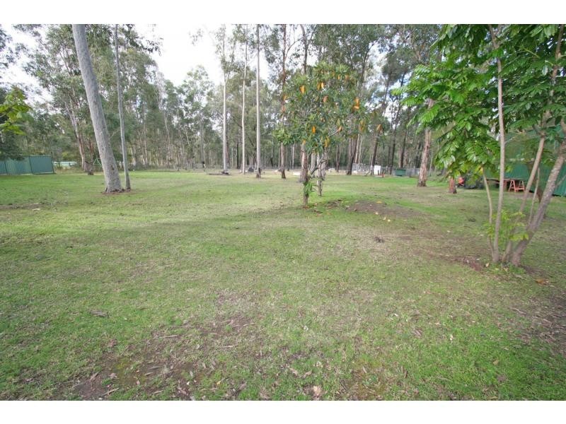 20 Stirling Street, Abernethy NSW 2325