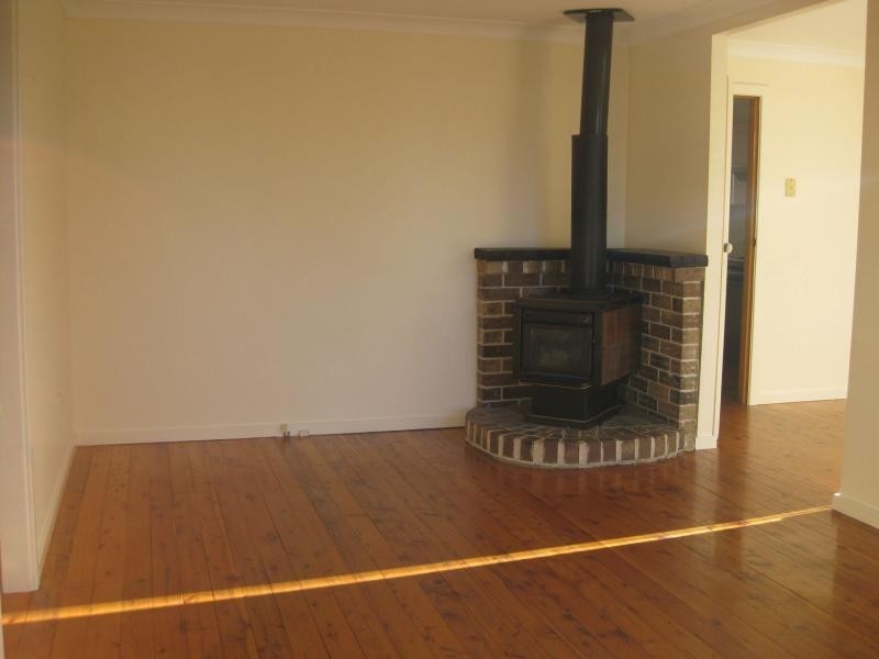 11 Balmoral Avenue, Cessnock NSW 2325