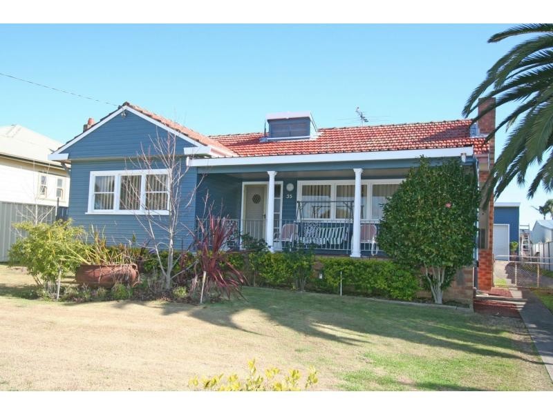 35 Hickey Street, Cessnock NSW 2325