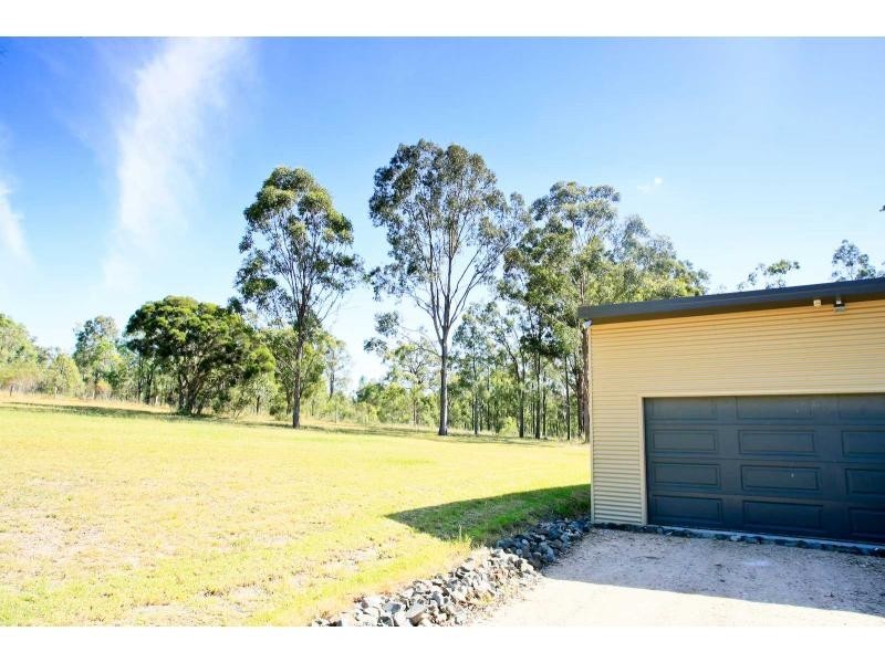 30 The Ballabourneen, Lovedale NSW 2325