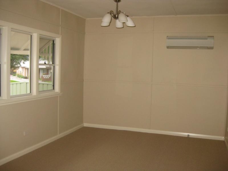 38 Wollombi Road, Cessnock NSW 2325