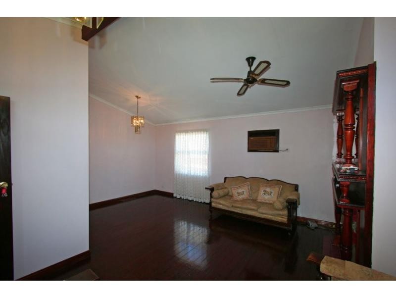 40 Mills Crescent, Cessnock NSW 2325