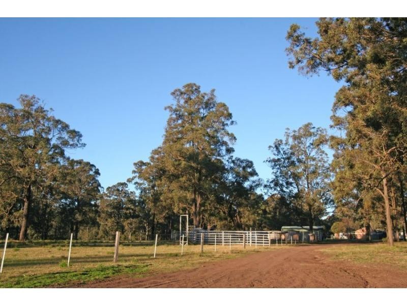 93 Lodge Road, Lovedale NSW 2325