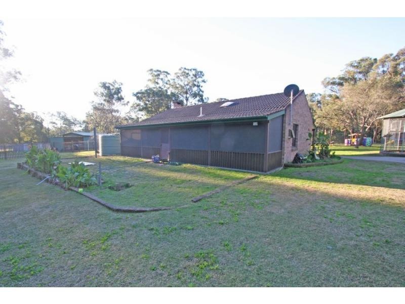 93 Lodge Road, Lovedale NSW 2325