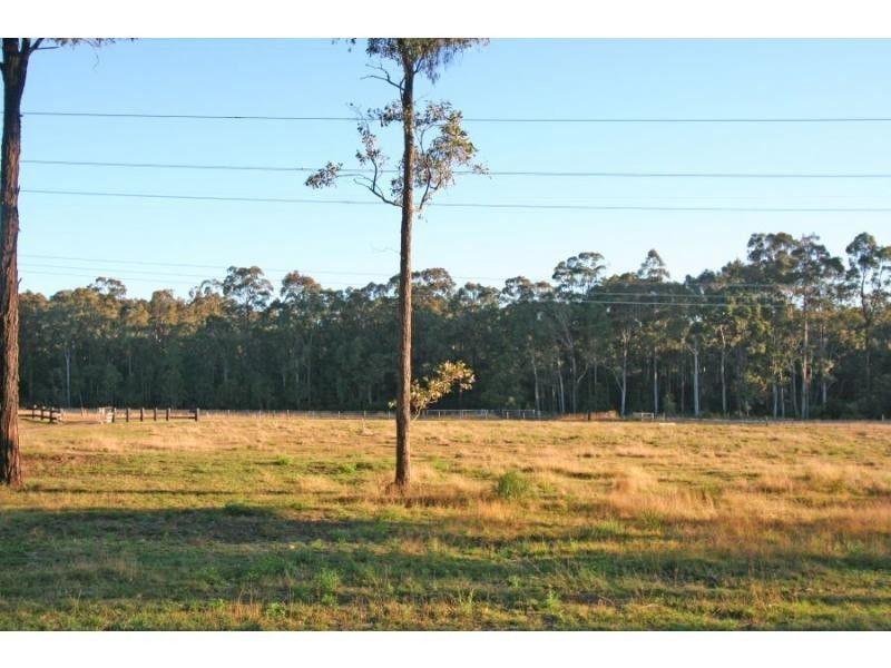 93 Lodge Road, Lovedale NSW 2325