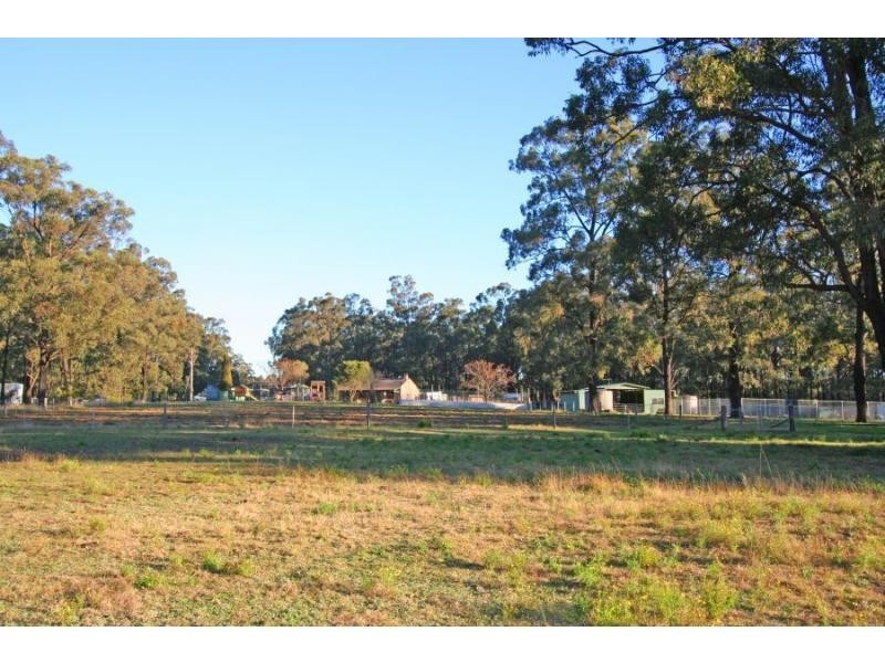 93 Lodge Road, Lovedale NSW 2325