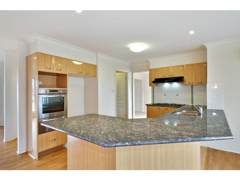 8 Tenth Avenue, Millfield NSW 2325