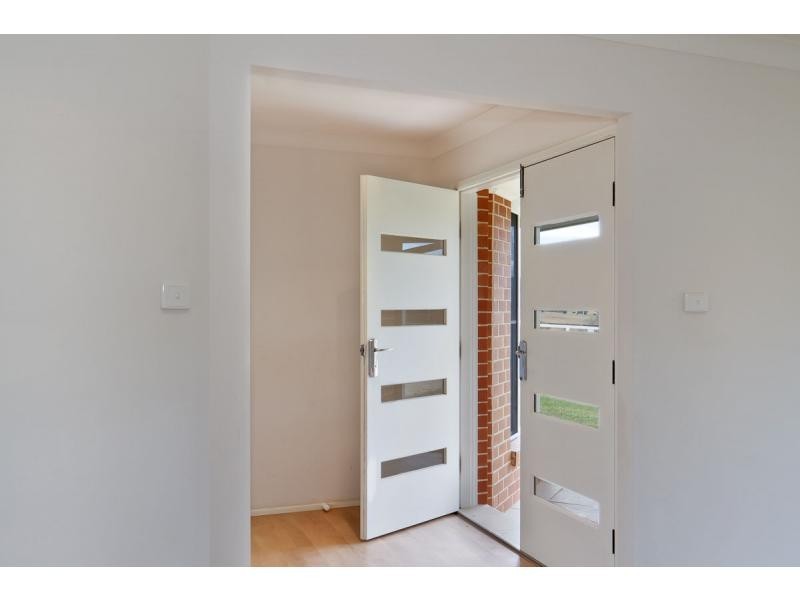 8 Tenth Avenue, Millfield NSW 2325