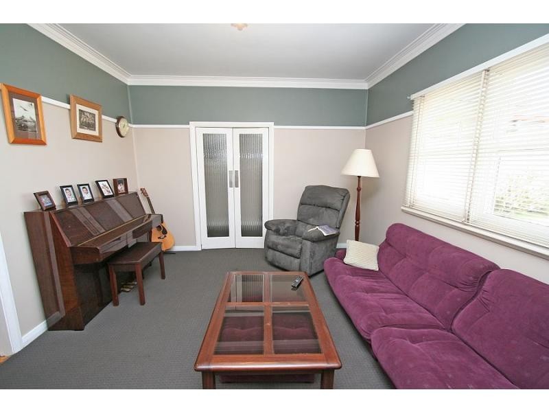 18 Foster Street, Cessnock NSW 2325