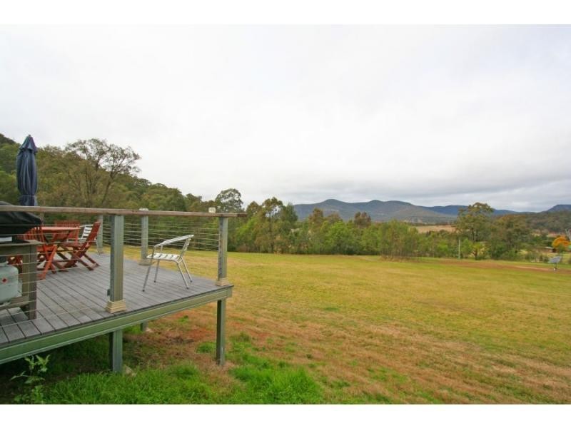 204 Thompsons Road, Milbrodale NSW 2330