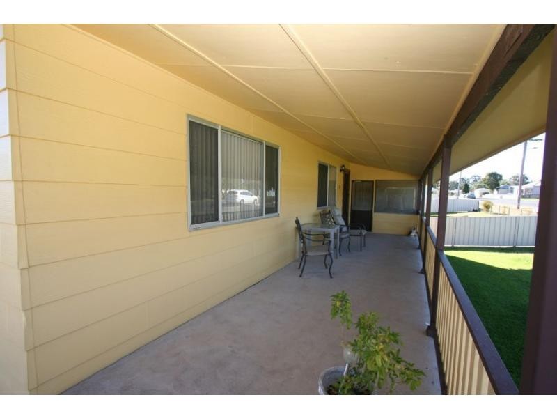 29 Elizabeth Street, Abermain NSW 2326