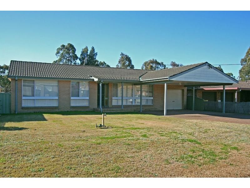 20 Mavis Street, Cessnock NSW 2325