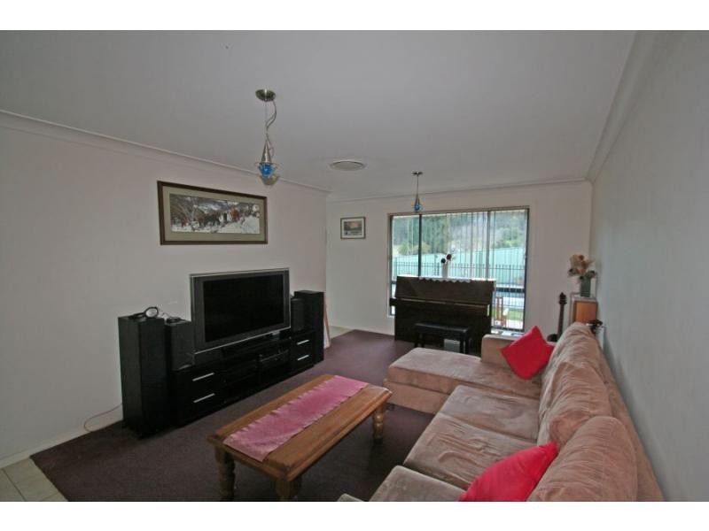 32 Charlton Street, Bellbird NSW 2325