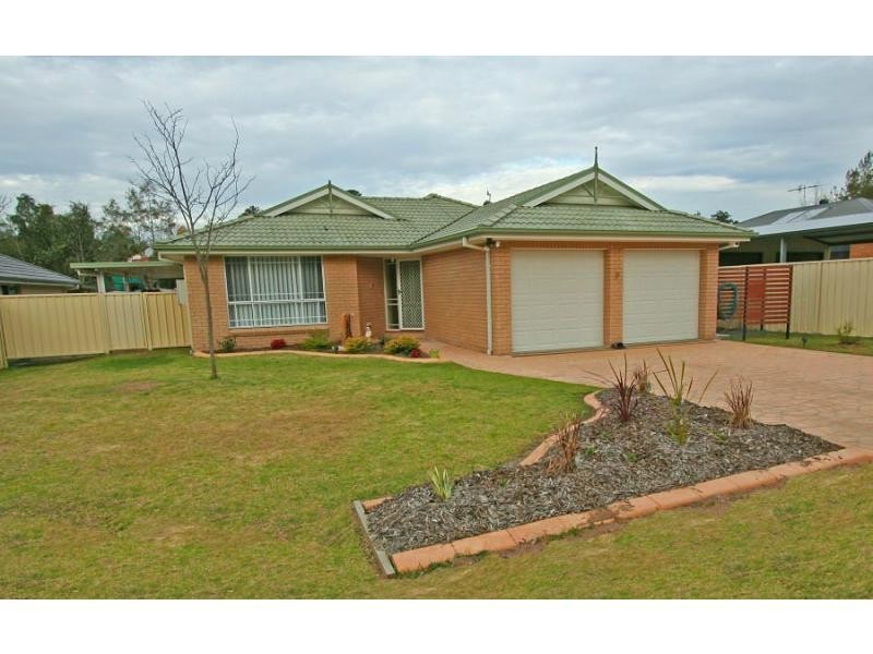 9 Hamilton Street, Abernethy NSW 2325
