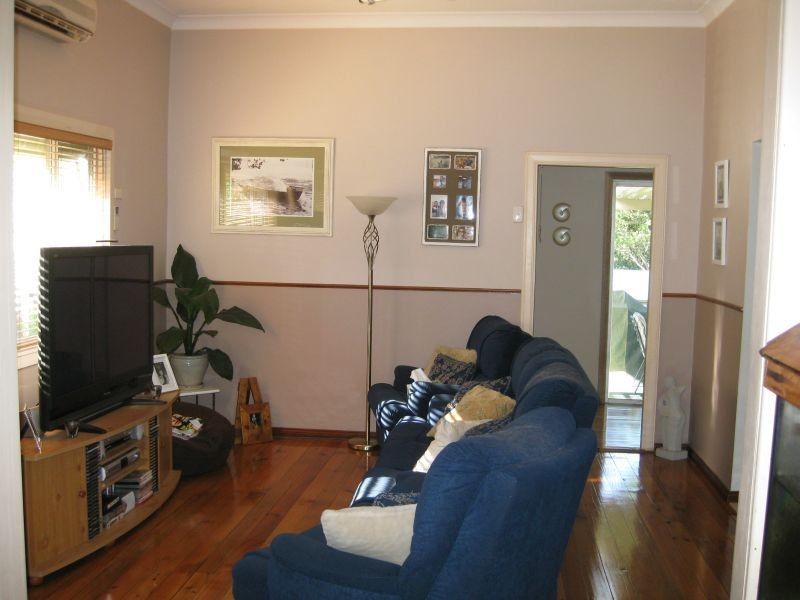 46 Alexander Street, Ellalong NSW 2325