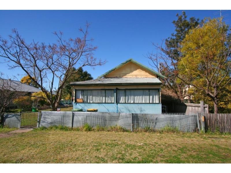 43 Daniel Street, Cessnock NSW 2325