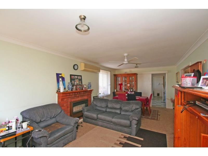17 Buckland Avenue, Cessnock NSW 2325