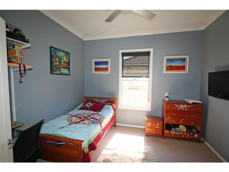 58 Government Road, Weston NSW 2326