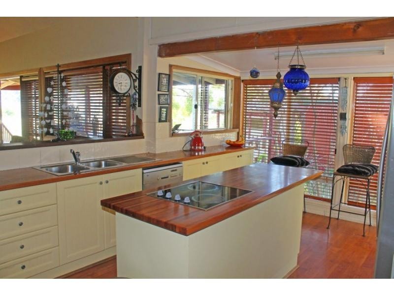 974 Leggetts Drive, Mount Vincent NSW 2323