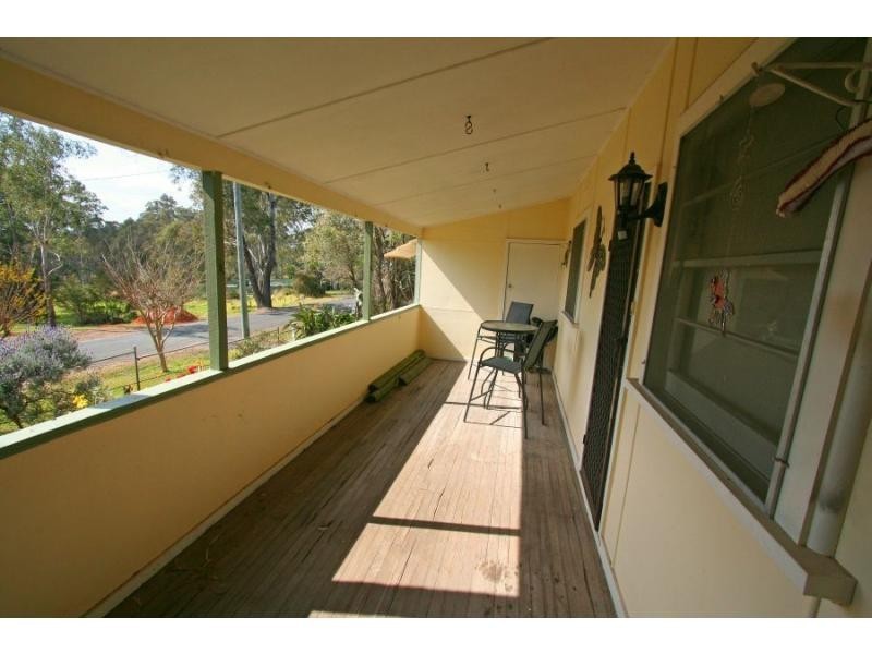 4 Thomas Street, North Rothbury NSW 2335