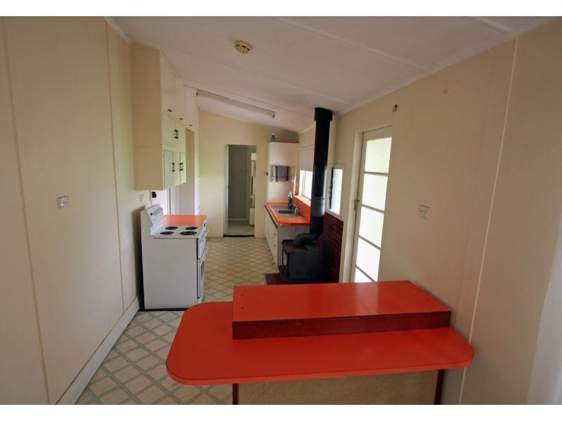 4 Thomas Street, North Rothbury NSW 2335