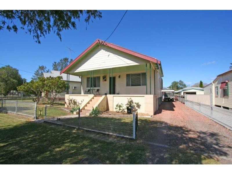 13 Matthew Street, Cessnock NSW 2325