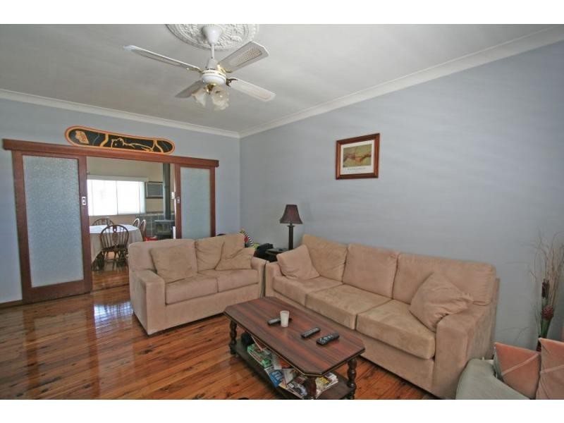 13 Matthew Street, Cessnock NSW 2325