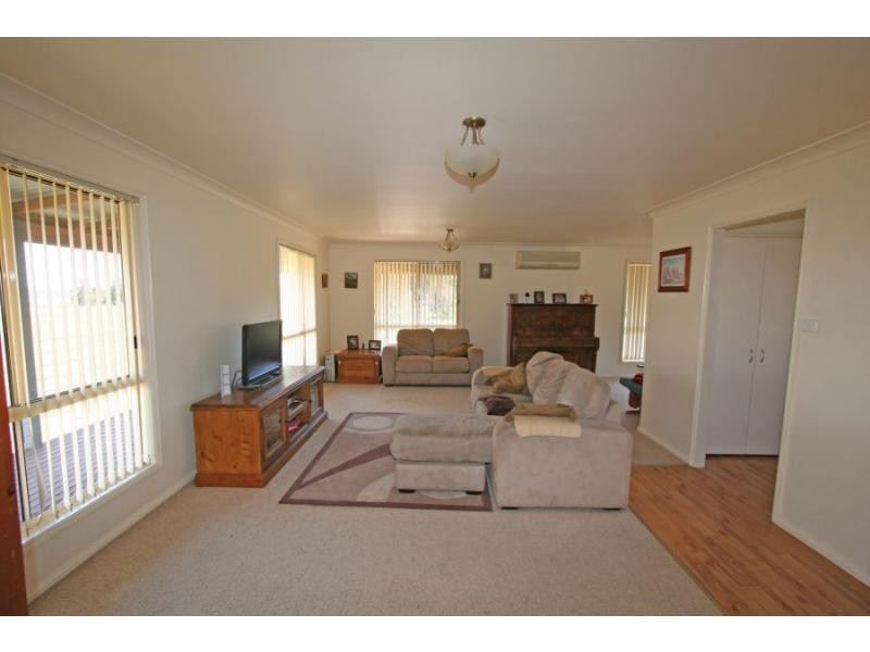 904B Elderslie Road, Elderslie NSW 2335