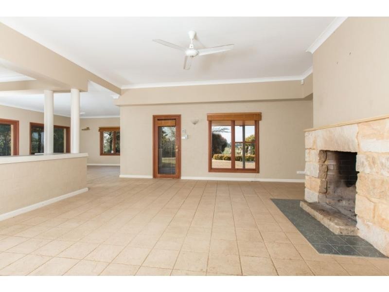 211 Oakey Creek Road, Pokolbin NSW 2320