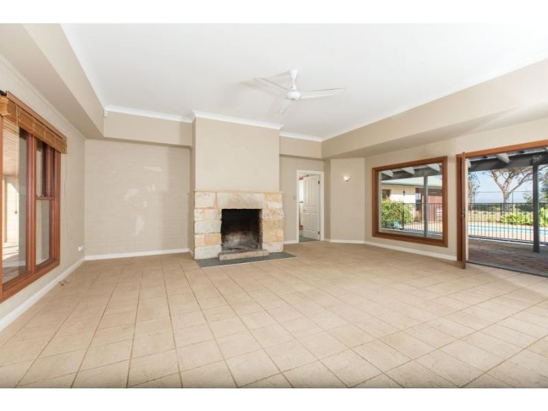 211 Oakey Creek Road, Pokolbin NSW 2320