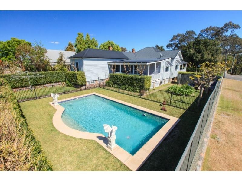 2 Regent Street, Cessnock NSW 2325