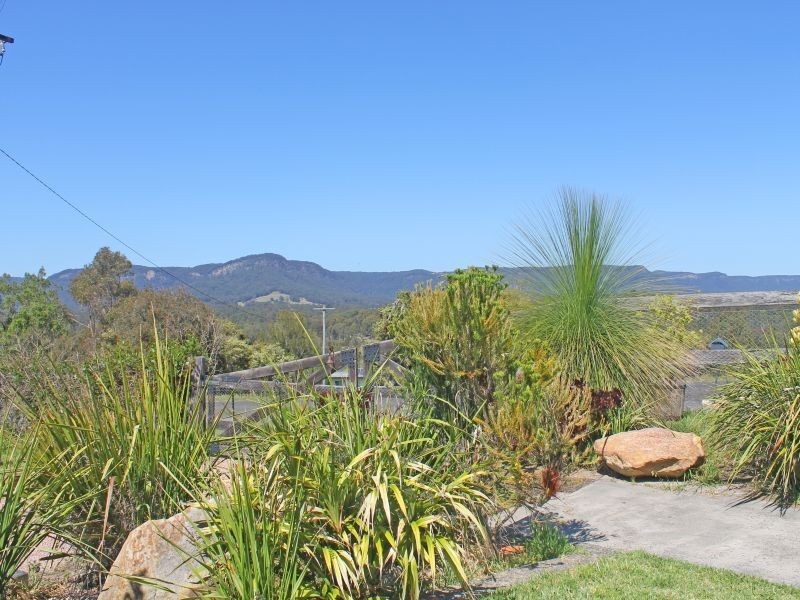 112 Wollong Road, Quorrobolong NSW 2325