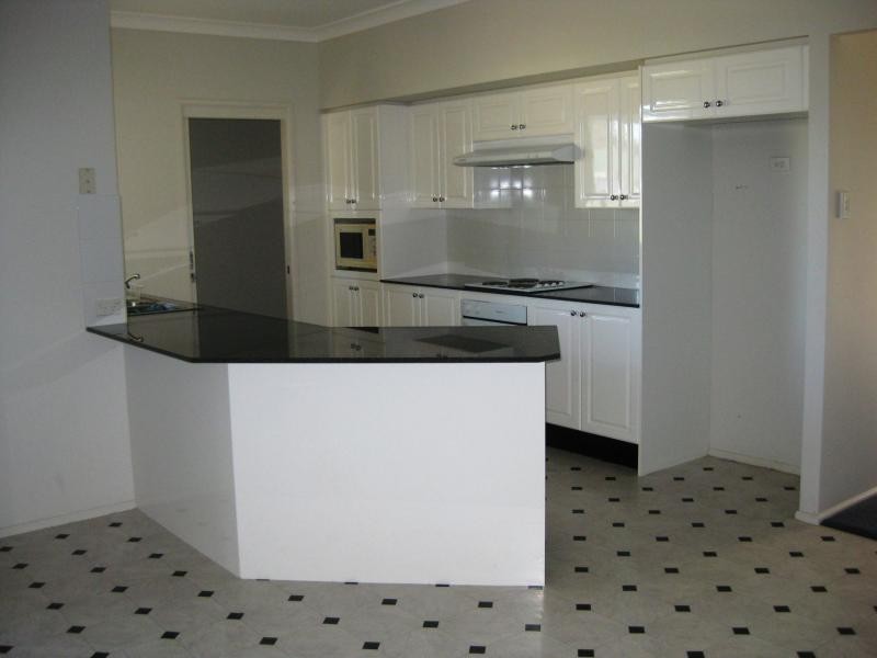 33 John Street, Ellalong NSW 2325