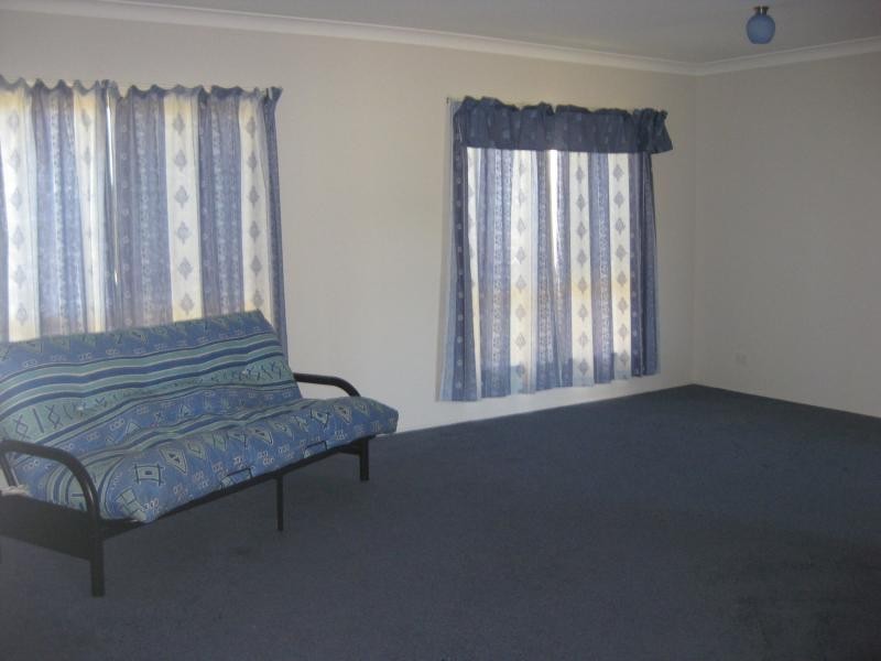33 John Street, Ellalong NSW 2325