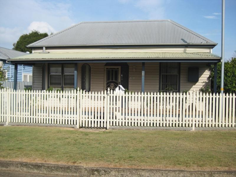 11 Edith Street, Cessnock NSW 2325