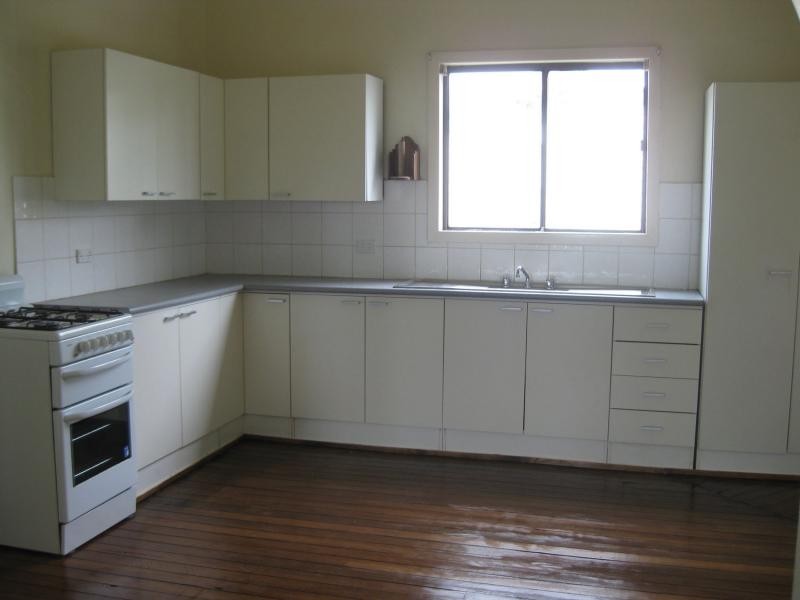 24 Colliery Street, Aberdare NSW 2325