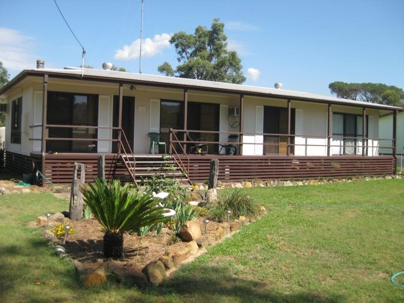 31 Howe Street, Broke NSW 2330