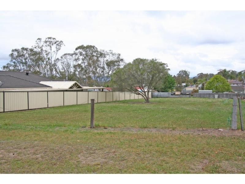 7 Wollombi Road, Millfield NSW 2325